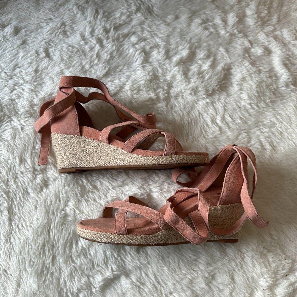 Blush leather supportive wedge sandals - Picture 2 of 6